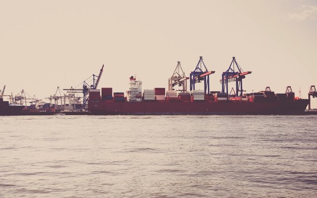 Партии и сроки годности: как не отгрузить просрочку